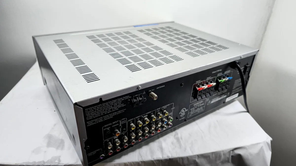 025 Amplificador / Planta 325w / 5.1 Canales Japonesa (Usado) - Imagen 3